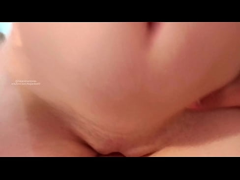 ❤️ تو اتاق خواهرم خوابیدم و اینطوری بیدار شدم پورنو در ما ❌